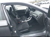 HONDA ACCORD LX 1HGCR2E33DA164958 снимка