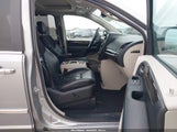 CHRYSLER TOWN & COUNTRY LIMITED PLATINUM 2C4RC1GG6GR255114 fotografie