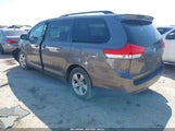 TOYOTA SIENNA LE V6 5TDKK3DC7BS129037 снимка