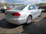 VOLKSWAGEN PASSAT 1.8T S/1.8T WOLFSBURG EDITION 1VWAT7A36EC021175 photo