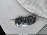 HYUNDAI SONATA 5NPE24AF0HH477584 снимка