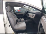 TOYOTA COROLLA LE 5YFBURHE1EP057063 снимка