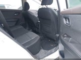NISSAN ROGUE SV FWD 5N1AT3BA2MC833169 photo