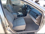 TOYOTA CAMRY LE 4T1BF1FK4HU330259 снимка