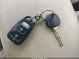HYUNDAI ELANTRA SE KMHD74LFXLU900997 снимка
