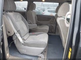 TOYOTA SIENNA LE 5TDKK4CC6AS343068 снимка