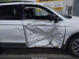 VOLKSWAGEN TIGUAN 2.0T SE/2.0T SEL/2.0T SEL R-LINE/2.0T SEL R-LINE BLACK 3VV2B7AXXKM190608 photo