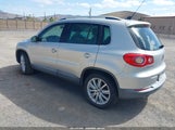 VOLKSWAGEN TIGUAN WOLFSBURG EDITION WVGBV7AX7AW532841 photo