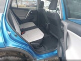 TOYOTA RAV4 XLE 2T3RFREV0JW722354 снимка