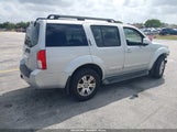 NISSAN PATHFINDER LE 5N1AR1NB9BC628744 снимка