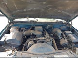 GMC SUBURBAN 1500 SL 1GKFK16R5VJ748880 photo