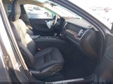 VOLVO XC60 T5 MOMENTUM YV4102RK7M1860026 photo