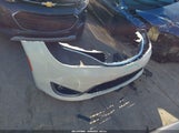CHRYSLER PACIFICA TOURING-L 2C4RC1BG8HR677720 снимка