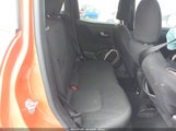 JEEP RENEGADE LATITUDE ZACCJABT9FPB41532 fotografie