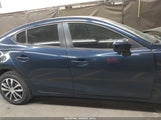 Mazda Mazda3 Sport 3MZBN1U73JM227623 снимка
