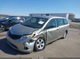 TOYOTA SIENNA L 7 PASSENGER 5TDZZ3DC6HS799116 снимка