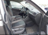 VOLKSWAGEN TIGUAN 2.0T SE/2.0T SE R-LINE BLACK/2.0T SEL 3VV2B7AX6MM054611 photo