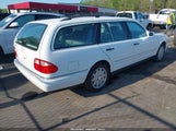 MERCEDES-BENZ E 320 WDBJH65F3XA727570 снимка