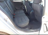 VOLKSWAGEN GOLF 2.0L TDI 4-DOOR WVWDM7AJ0DW138100 photo