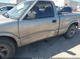 CHEVROLET S-10 LS 1GCCS14W2YK197779 снимка