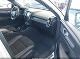 VOLVO XC40 T4 R-DESIGN YV4AC2HM1L2345896 снимка