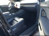 TESLA MODEL Y AWD/LONG RANGE DUAL MOTOR ALL-WHEEL DRIVE 7SAYGAEEXPF673871 photo