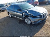 VOLKSWAGEN JETTA 1.4T R-LINE/1.4T S/1.4T SE 3VWC57BU9KM180714 fotografie