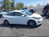 HYUNDAI ELANTRA SE 5NPDH4AE7GH700199 снимка