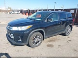 TOYOTA HIGHLANDER XLE 5TDJZRFH7HS462950 снимка