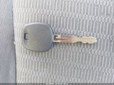 TOYOTA CAMRY LE 4T1BE32K85U583746 снимка