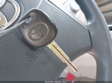 TOYOTA CAMRY LE 4T1BE46K39U888092 снимка