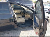 HYUNDAI ELANTRA GLS/SE KMHDU46D18U388380 снимка