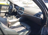 BMW 330I WBA5R1C55KAK11925 снимка