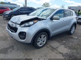KIA SPORTAGE LX KNDPMCAC9J7438425 снимка