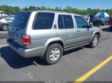 NISSAN PATHFINDER LE/SE/XE JN8AR07S7YW402497 снимка