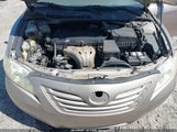 TOYOTA CAMRY LE 4T1BE46K18U772114 снимка