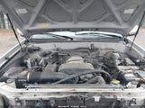 TOYOTA SEQUOIA LIMITED V8 5TDBT48A92S061934 снимка
