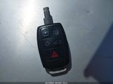 VOLVO C30 T5/T5 R-DESIGN YV1672MK1B2190373 снимка