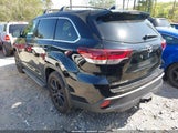 TOYOTA HIGHLANDER SE 5TDJZRFH6KS934143 снимка