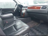 CHEVROLET SUBURBAN 1500 LT1 1GNSKJE33BR252584 photo