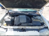 CHRYSLER 300C HEMI 2C3KA63H18H335807 снимка