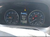 Toyota Rav4 Xle JTMRFREV1JD251599 снимка