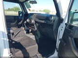 JEEP WRANGLER UNLIMITED SPORT 1C4BJWDG3EL247535 fotografie