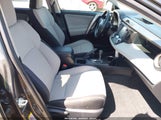 TOYOTA RAV4 HYBRID XLE JTMRJREV4JD227473 fotografie