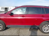 VOLKSWAGEN TIGUAN 2.0T S 3VV1B7AX8JM027594 fotografie