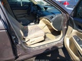 HONDA ACCORD 2.4 LX 1HGCP2F30BA068304 снимка