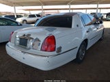 LINCOLN TOWN CAR SIGNATURE 1LNHM82W02Y626302 снимка