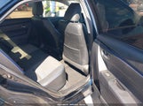 TOYOTA COROLLA SE 2T1BURHE5JC078623 снимка