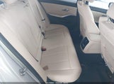 BMW 330I WBA5R1C0XMFL39992 снимка