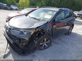 TOYOTA RAV4 XLE JTMWFREV8HJ711338 снимка